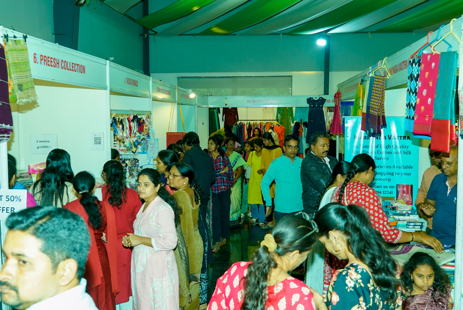 Large crowd at Runway Expo